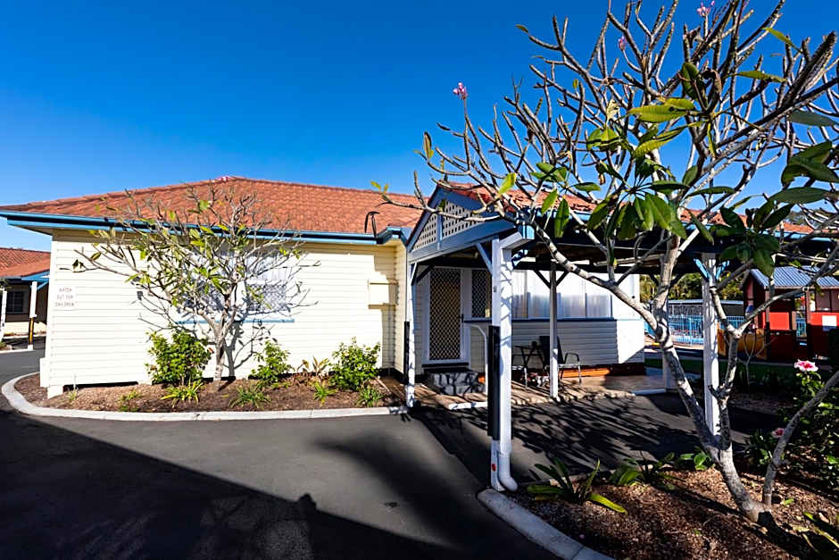 Forster Holiday Village