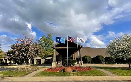 Arrowwood Resort Hotel and Conference Center - Alexandria