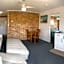 Golden Beach Motor Inn