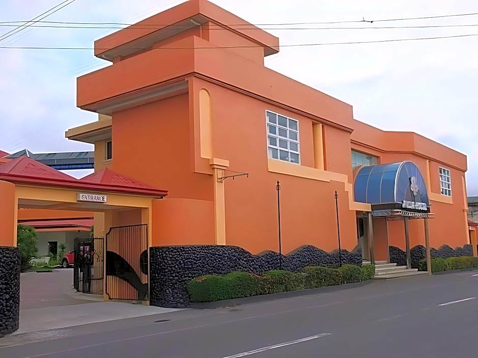 Alicia Hotel & Restaurant