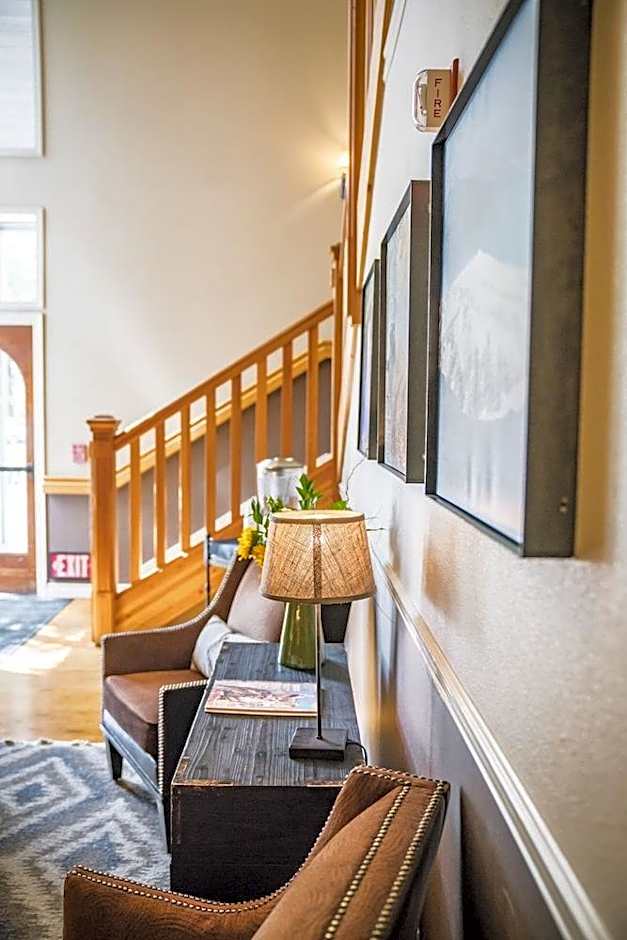 Pine Ridge Inn