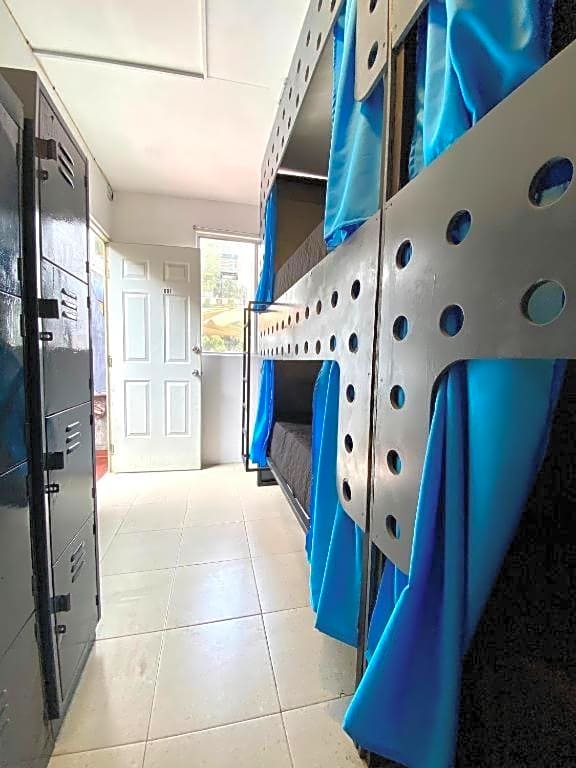 ROOMIES HOSTEL Cibeles