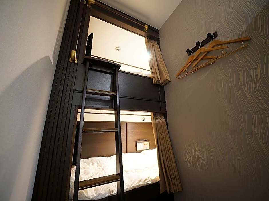 WELLCABIN TENJIN - Male Only