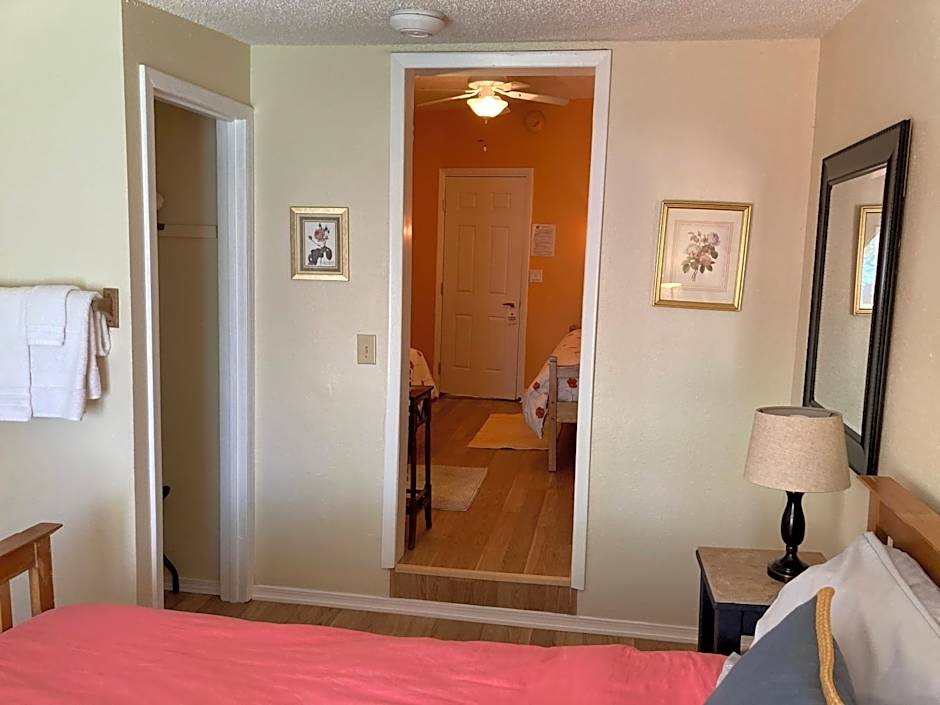 Mancos Inn