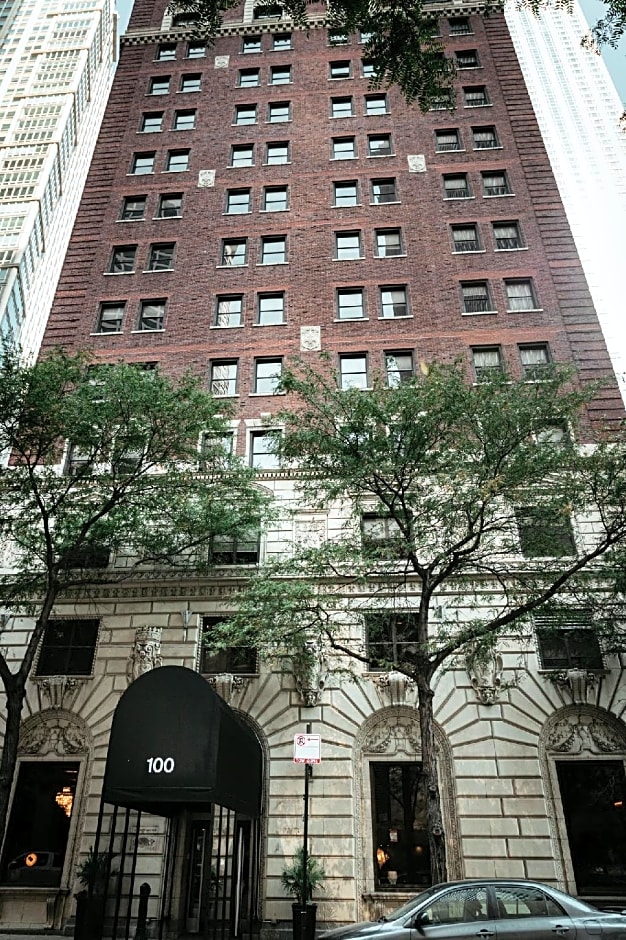 Selina Chicago