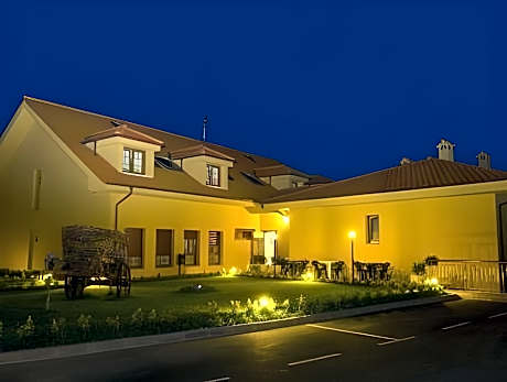 Hotel Pugide