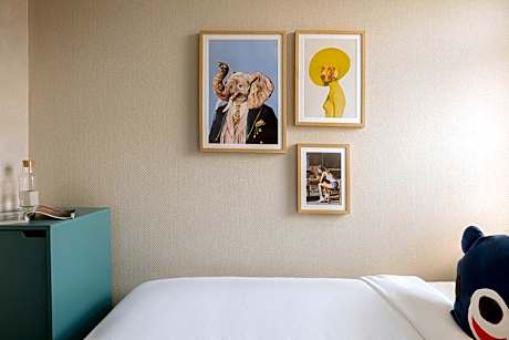 Small Room 1 Double Bed