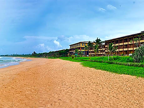 The Long Beach Resort