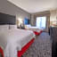 Hampton Inn By Hilton & Suites Dupont