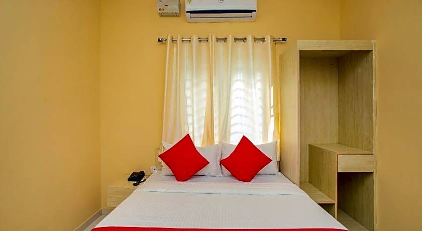 Hotel O Varcity Emerald Near Ragigudda Sri Prasanna Anjaneyaswamy Temple