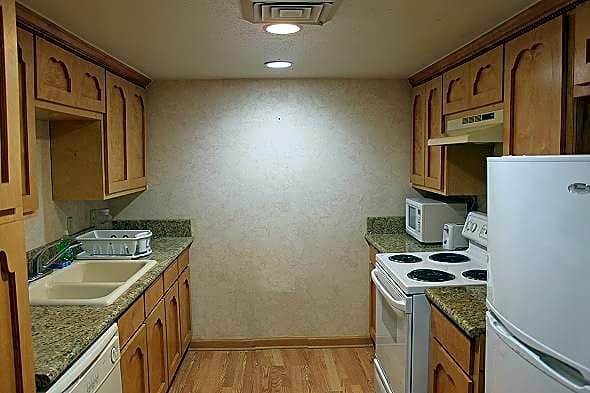 Ramada by Wyndham Houston Intercontinental Airport South