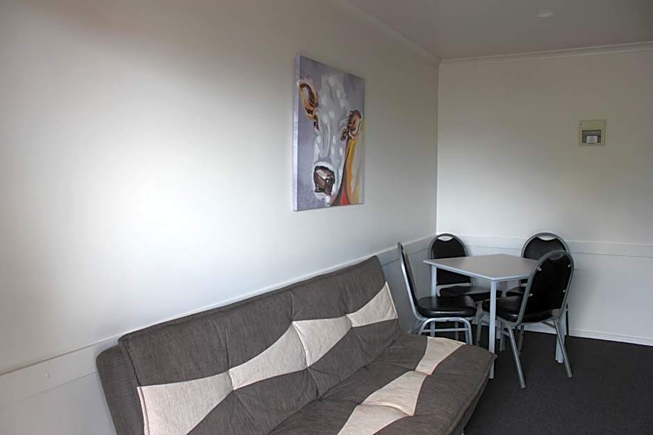 Kiwi Court Motel
