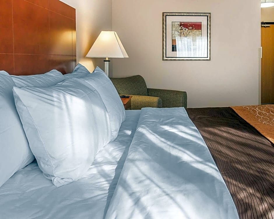 Quality Inn Near Interstate I94