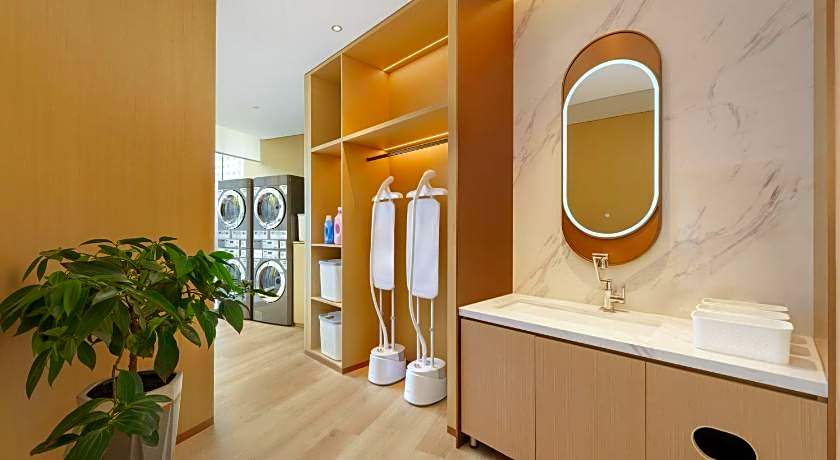 Holiday Inn Express Dalian City Center