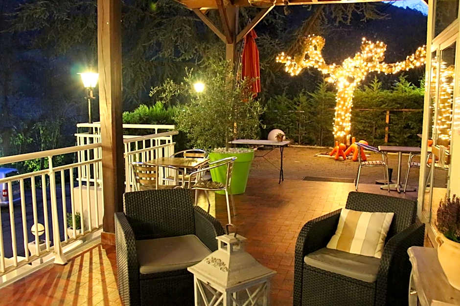 Hôtel Spa & Restaurant Ô Pervenches