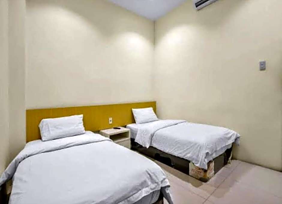 Capital O 93285 Residence Hotel Syariah