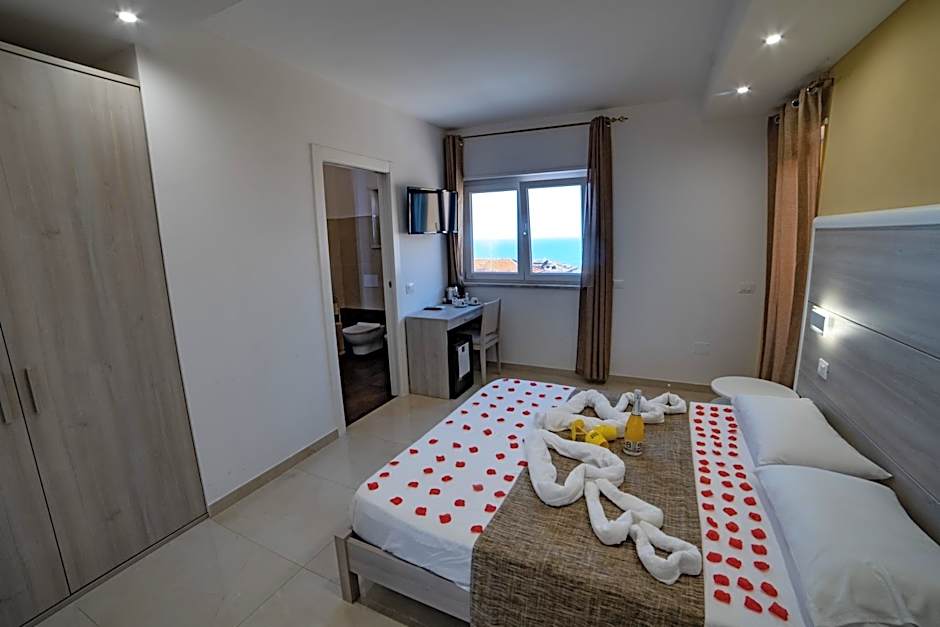 B&B Jerocades