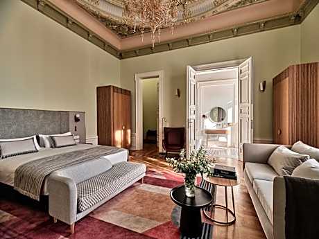 Deluxe Junior Suite