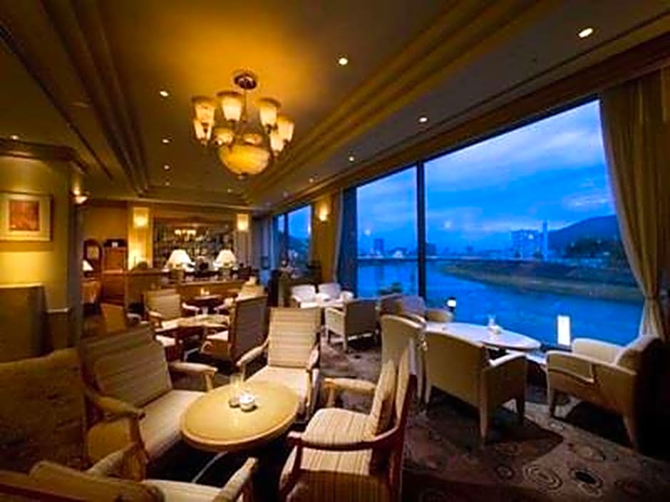 Numazu Riverside Hotel