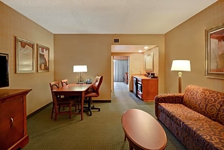Embassy Suites Hot Springs - Hotel & Spa - Guest Reservations