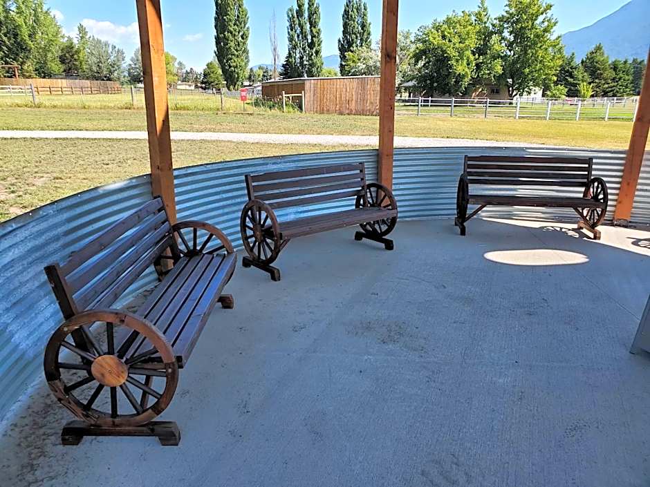 Glacier Acres Guest Ranch