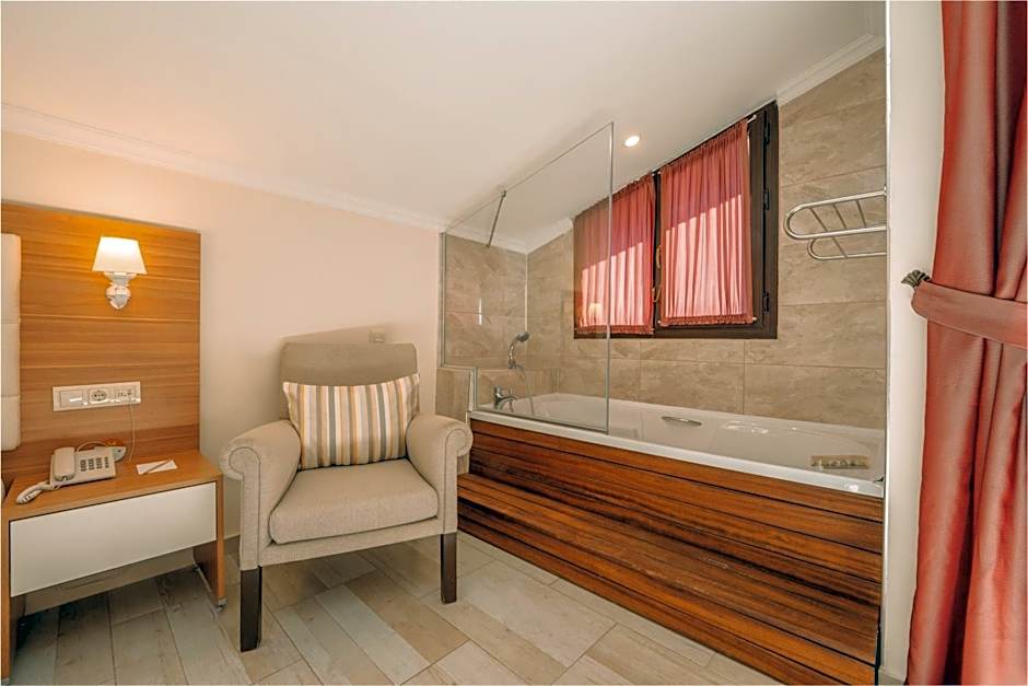 Sundia By Liberty Suncity