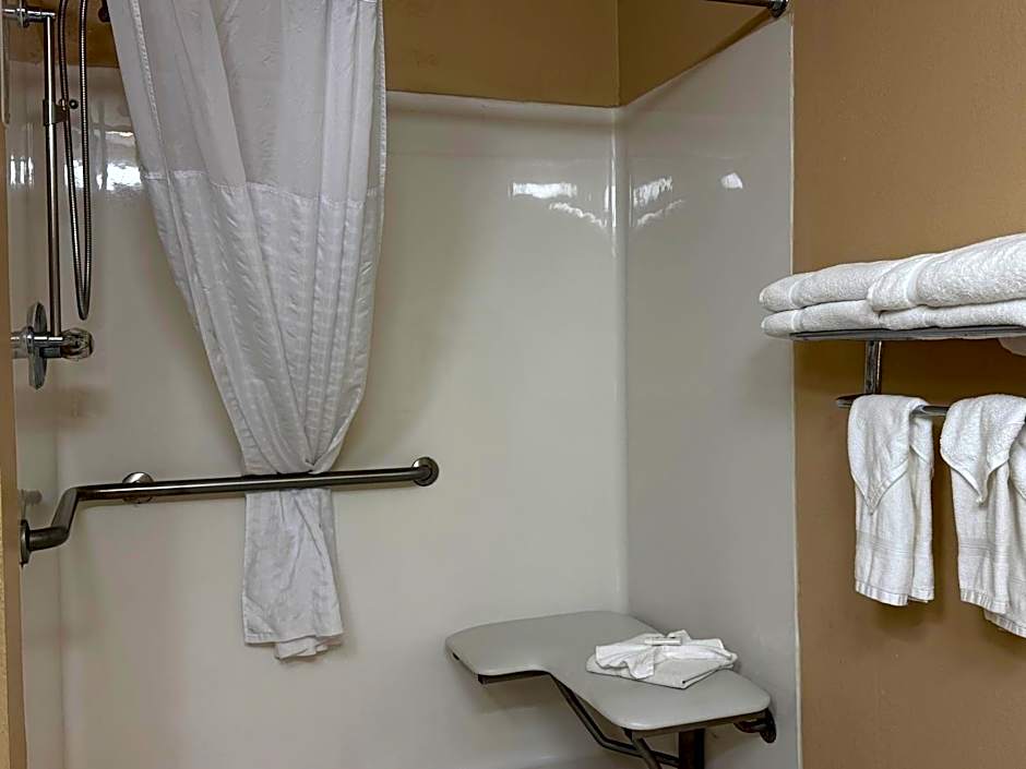 Baymont by Wyndham Plainfield/ Indianapolis Arpt Area