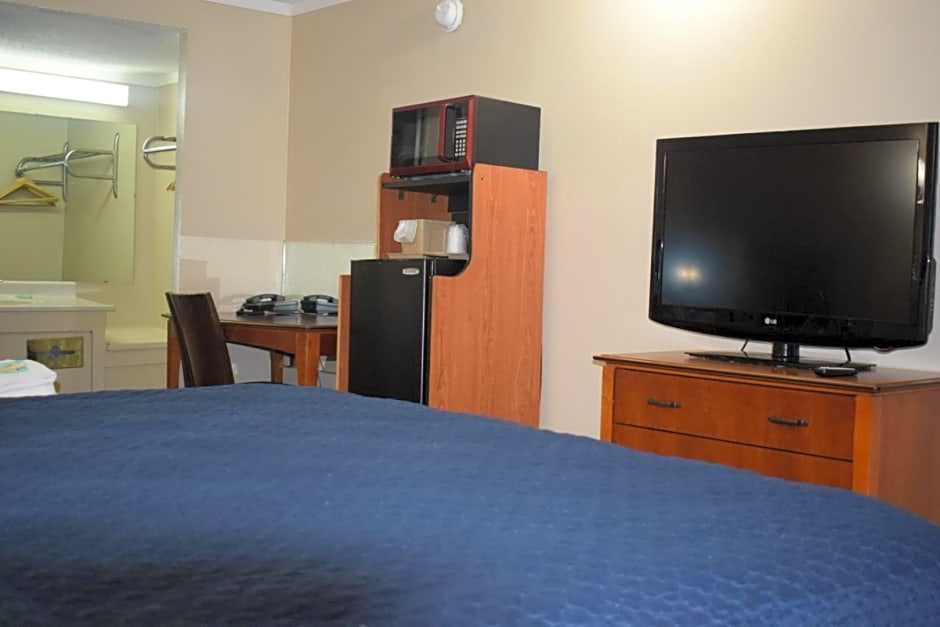 Knights Inn Detroit Area/Farmington Hills