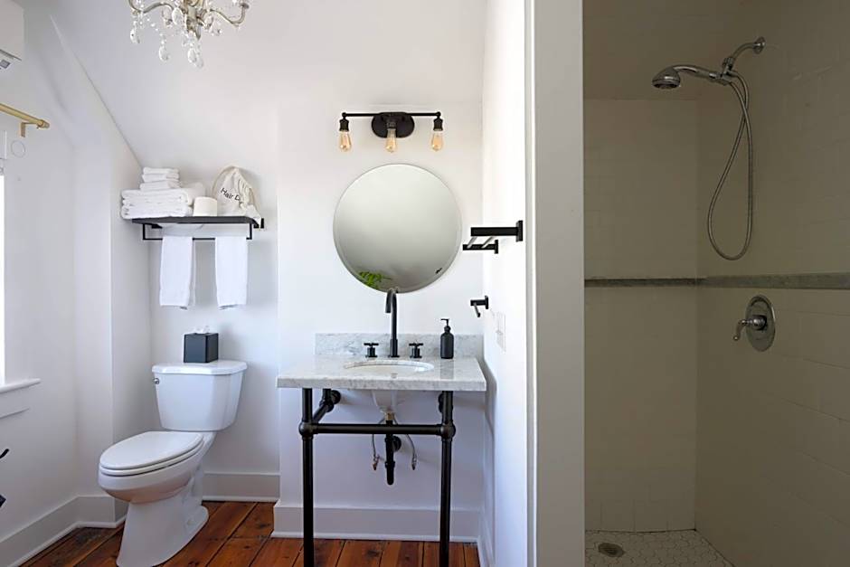 Nest Hudson
