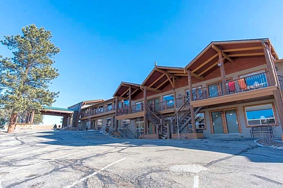 Hotel Estes