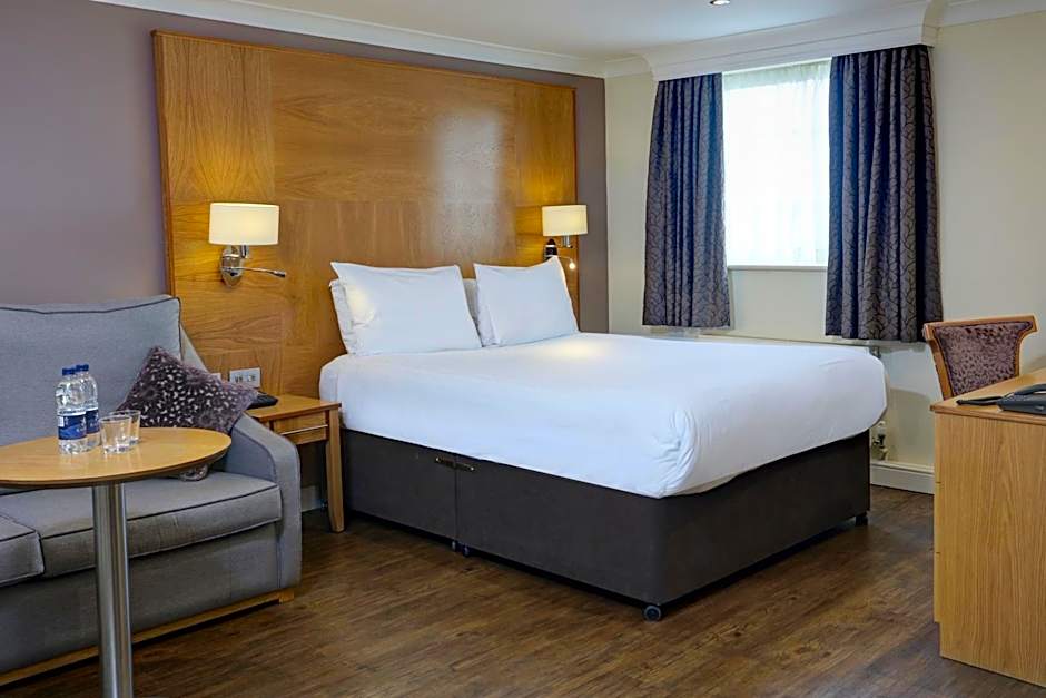 Crowne Plaza East Midlands Airport