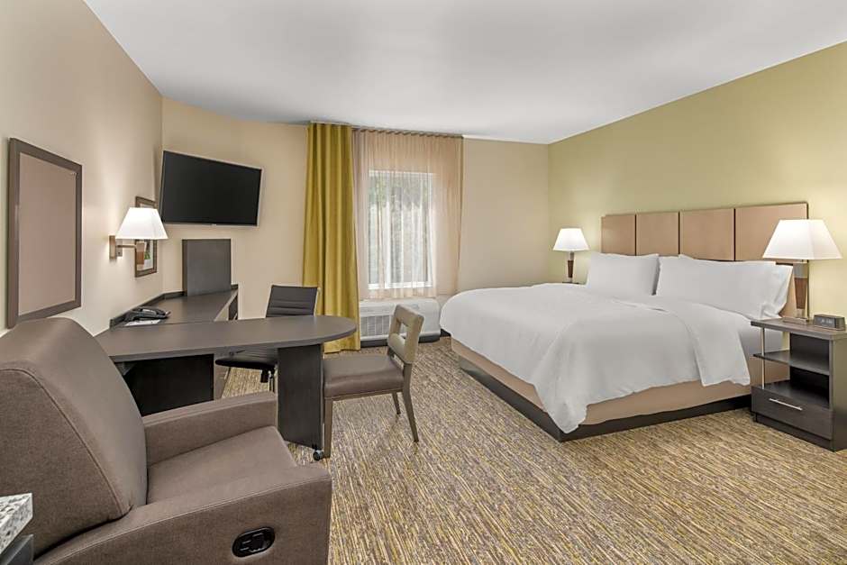Photo 1 of 6 of Studio 1 King Bed Suite