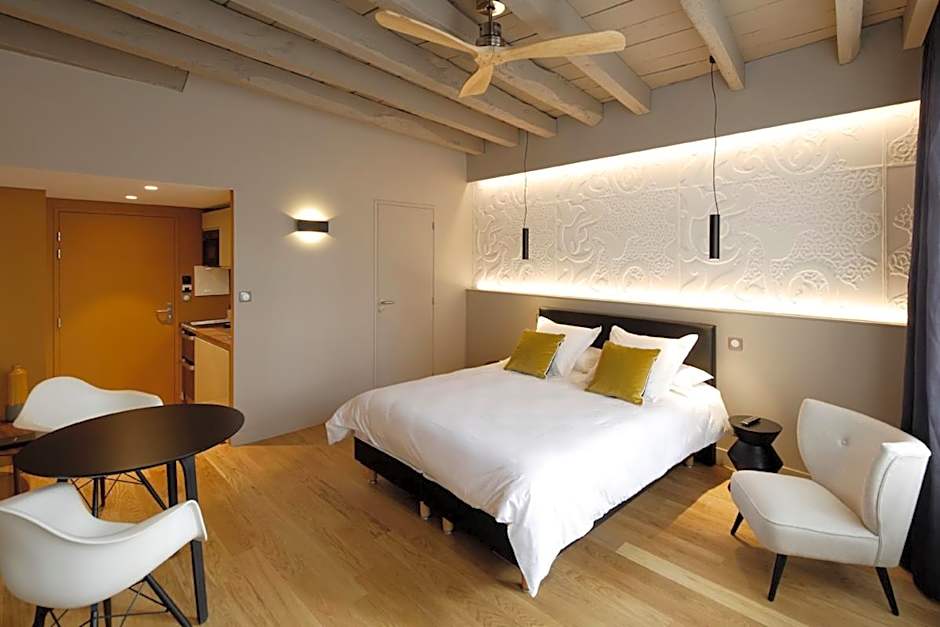 Les Maisons du Pont - Charme & Caractère