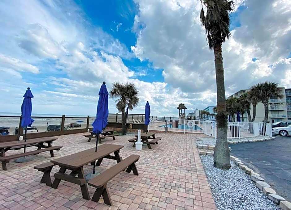 Oceanfront Oasis
