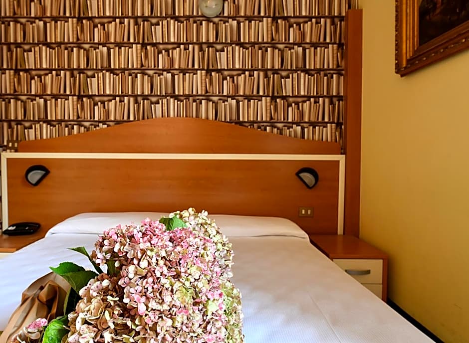 Hotel Villa Maria & Apartment