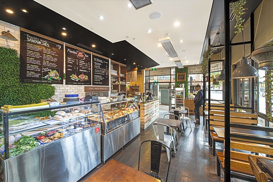 YEHS Hotel Sydney Harbour Suites