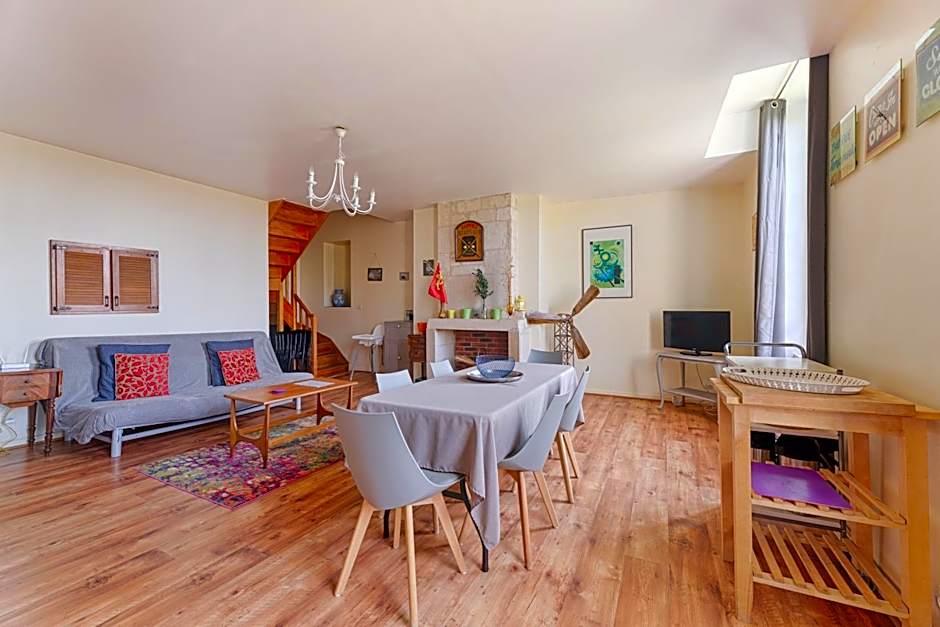 Château Turgot Gîtes