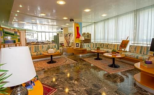 Hotel Nember