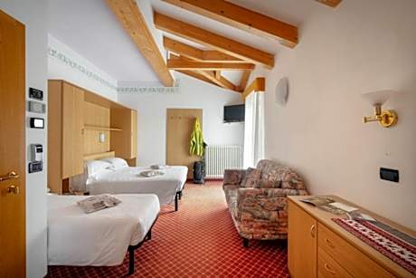 Standard Family Room