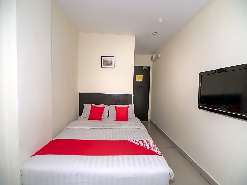 Super OYO 89965 Stay Inn Ii