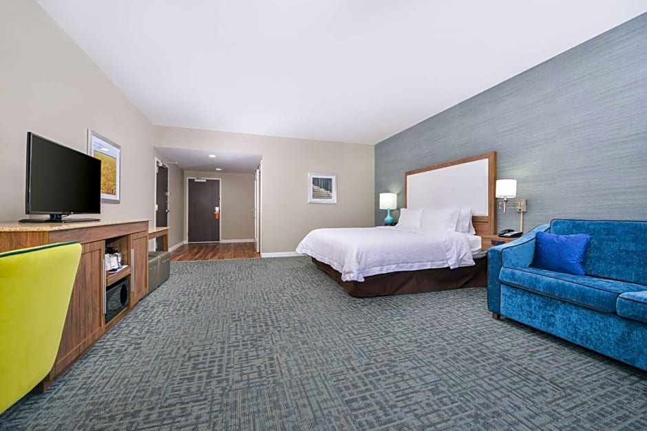 Hampton Inn By Hilton Emporia, KS