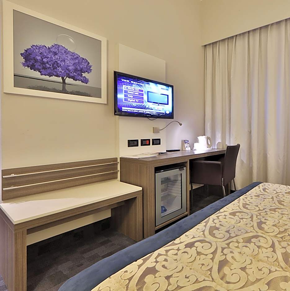 Photo 1 of 2 of Standard 1 Double Bed, Nonsmoking