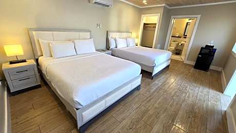 Standard Queen Room