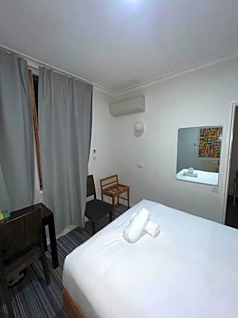 Triple Room with Private Bathroom