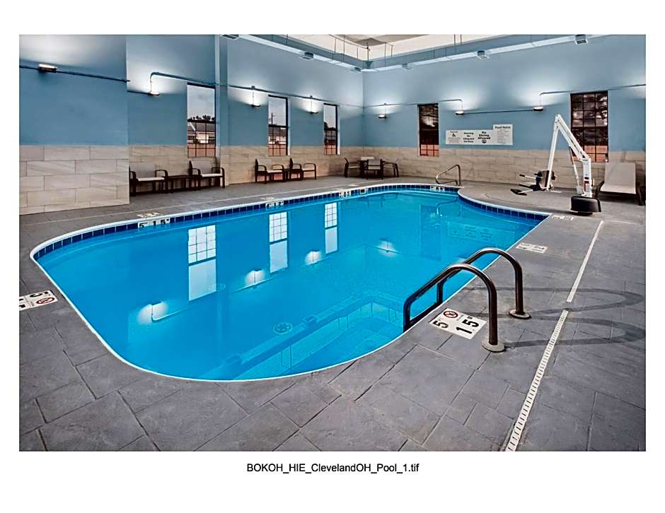 Holiday Inn Express Brookpark-Cleveland Airport Hotel By IHG