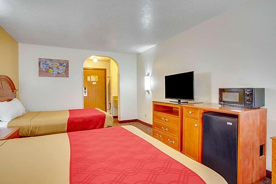 Econo Loge Inn & Suites Albuquerque East I-40 Eubank Exit
