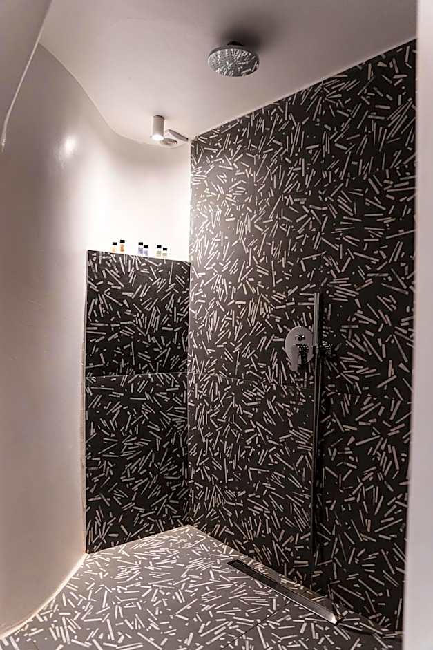 Oliving Mykonos Luxury Suites