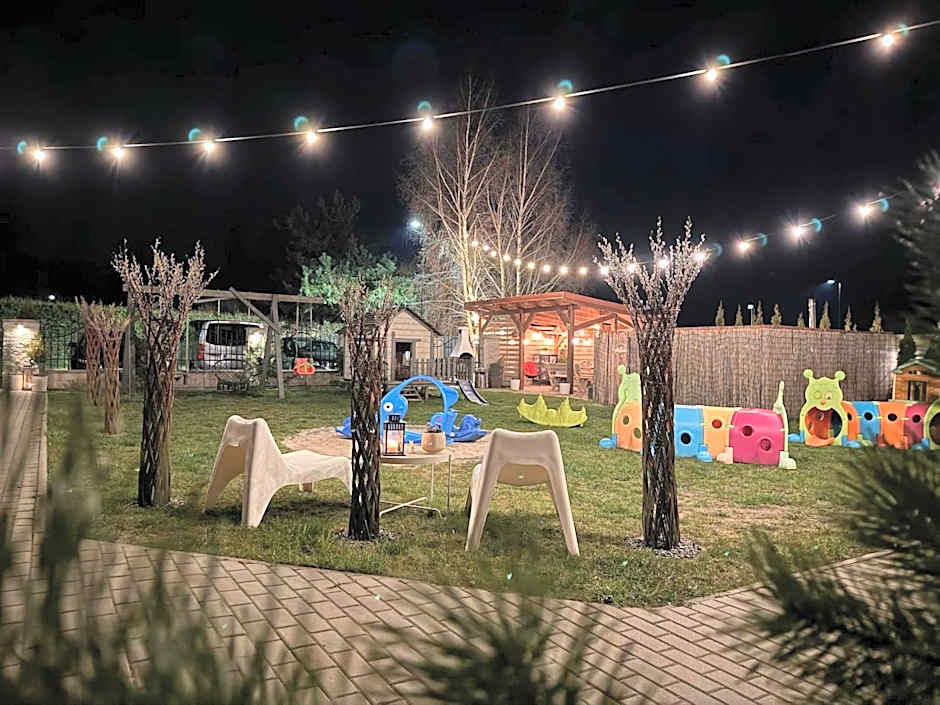 DOMKI LAURA sauna & gorąca balia