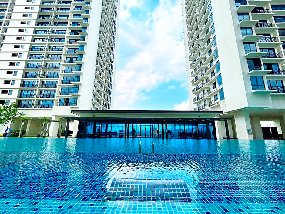 Trefoil by Manhattan Group