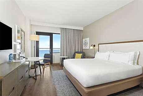 King Room with Balcony and View - Mobility Accessible